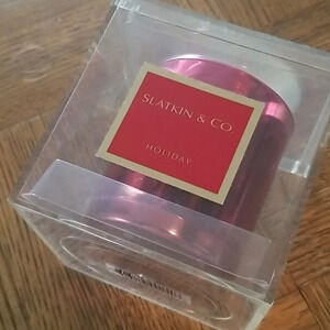 NIB Slatkin Gorgeous Red candle new in box